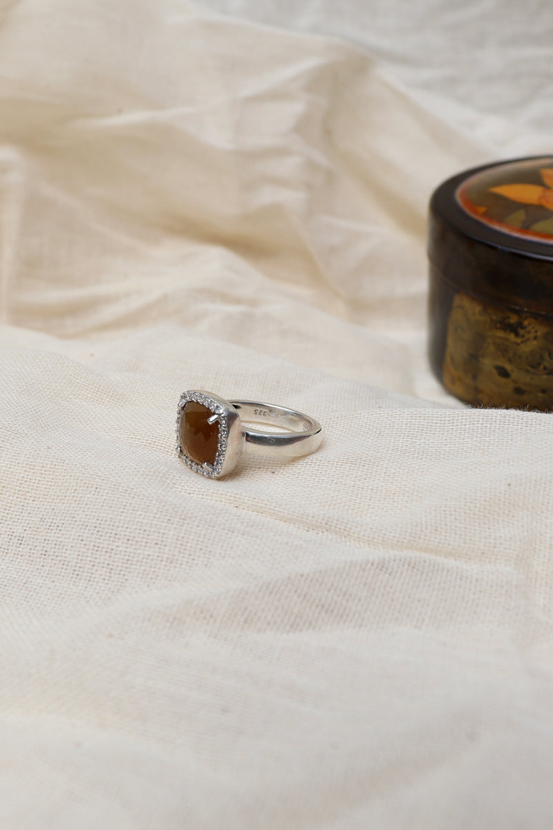 Cognac Glow Ring