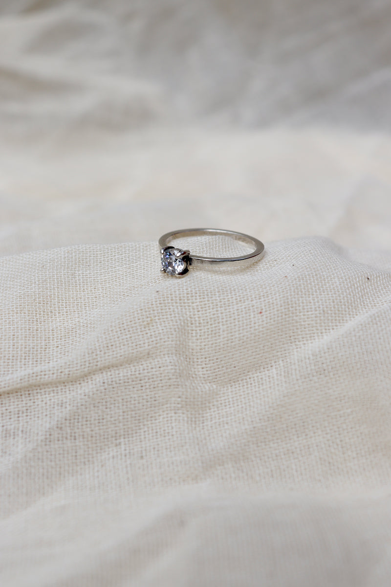 Silver Solitaire clear stone ring