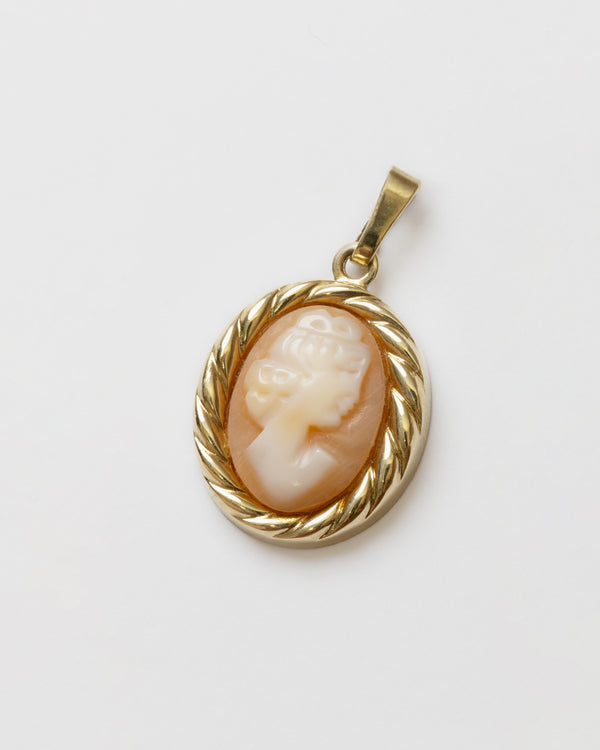 8k Classic Cameo Necklace Charm