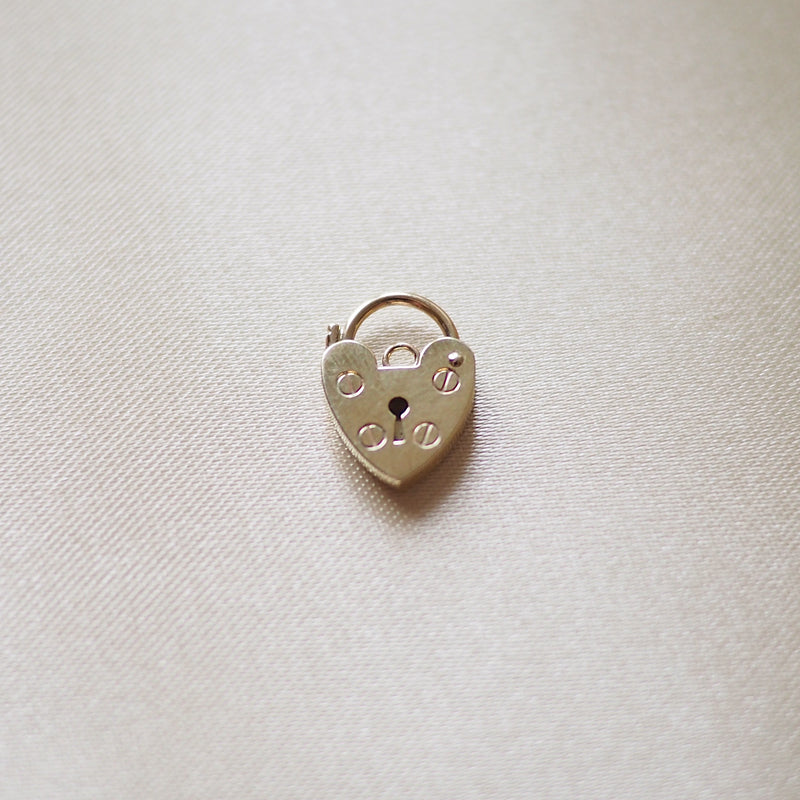 9k Gold Heart Charm